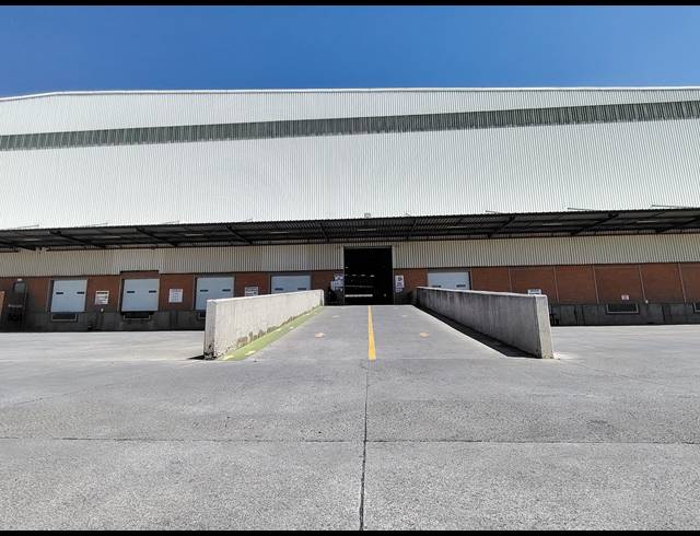 21,491M² WAREHOUSE TO LET IN GOSFORTH PARK
